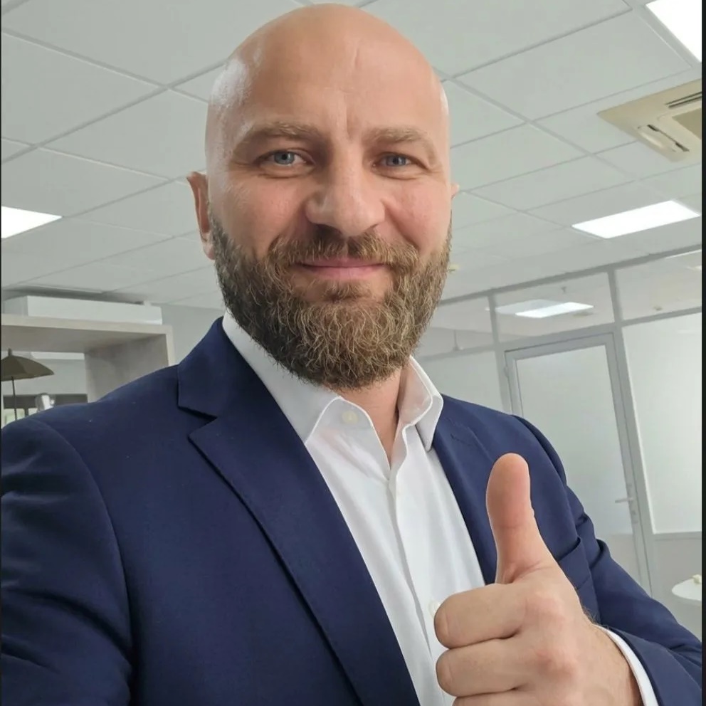 Агент Науменко