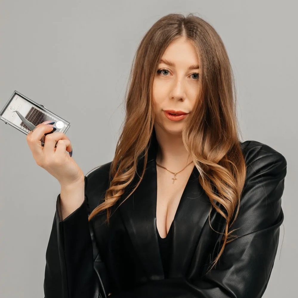 Наращивание ресниц Тюмень