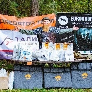 Фейвал — большая семья, объединенная любовью к дрессировке собак на площадке "Феникс".