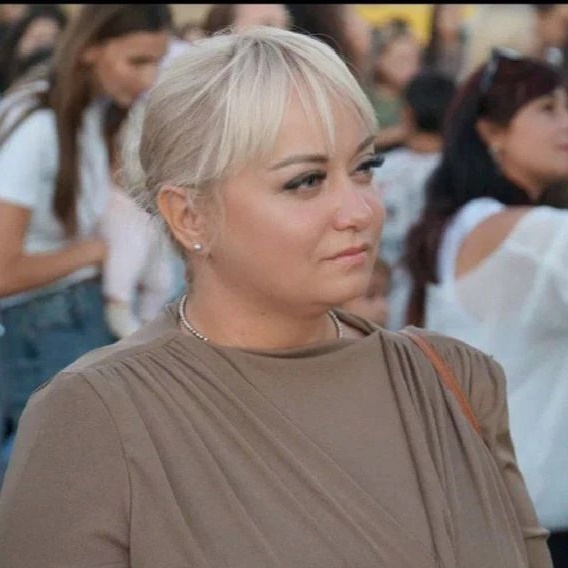 Елена Сафонова