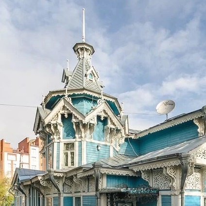 Дом с шатром