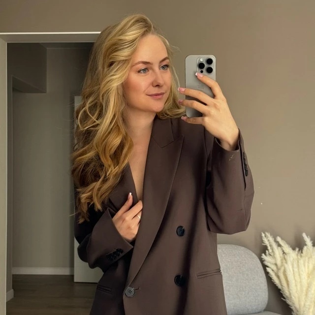 Аватар канала nastia__kosh про стиль и находки