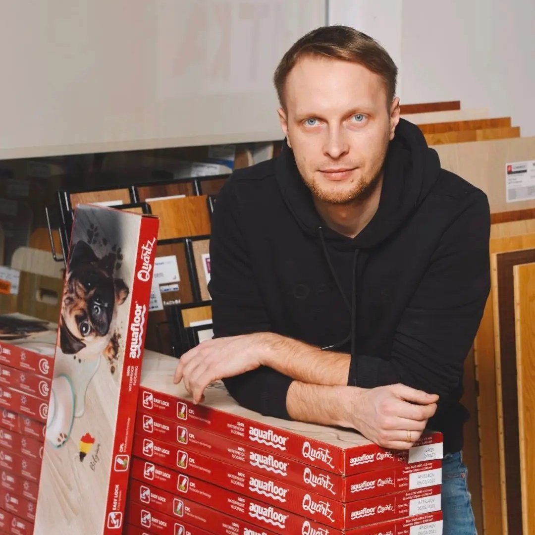 Полы решают