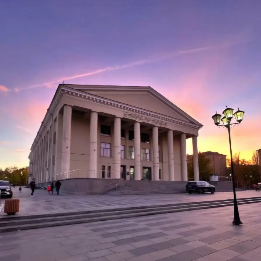 Дворец культуры ТЗР Волгограда