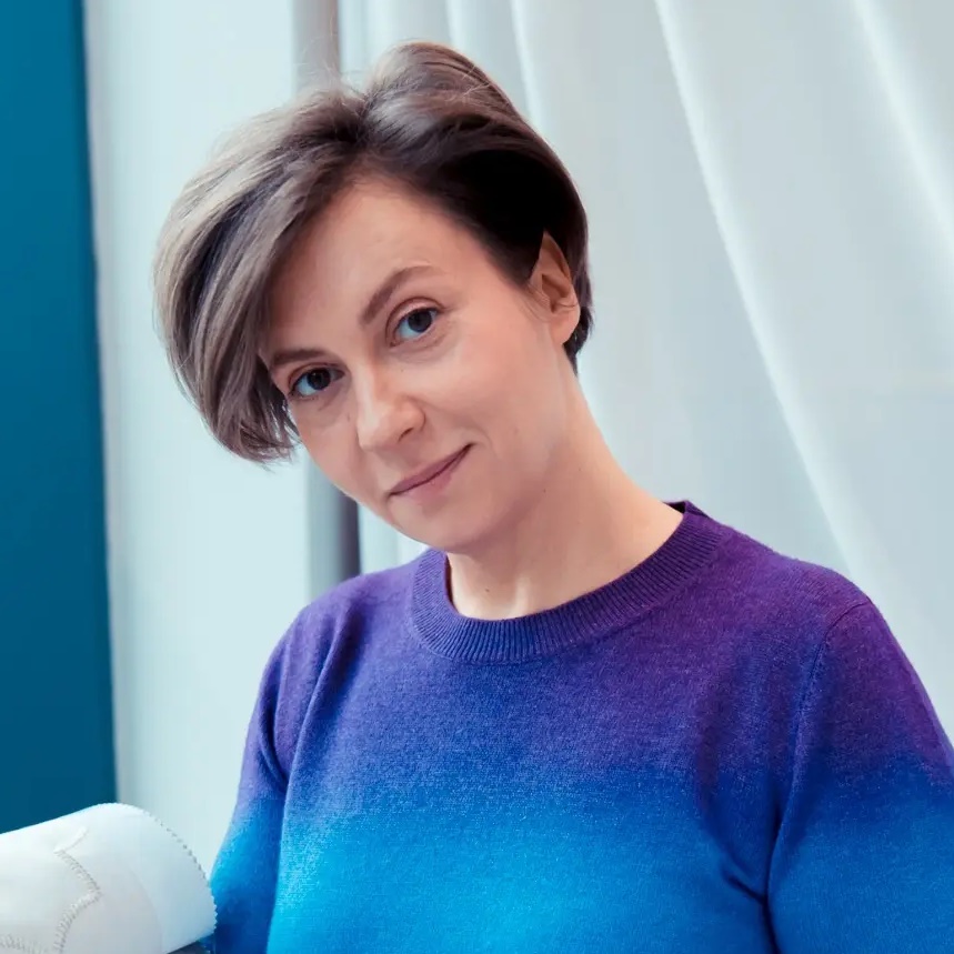 Шторы себе позволяете?