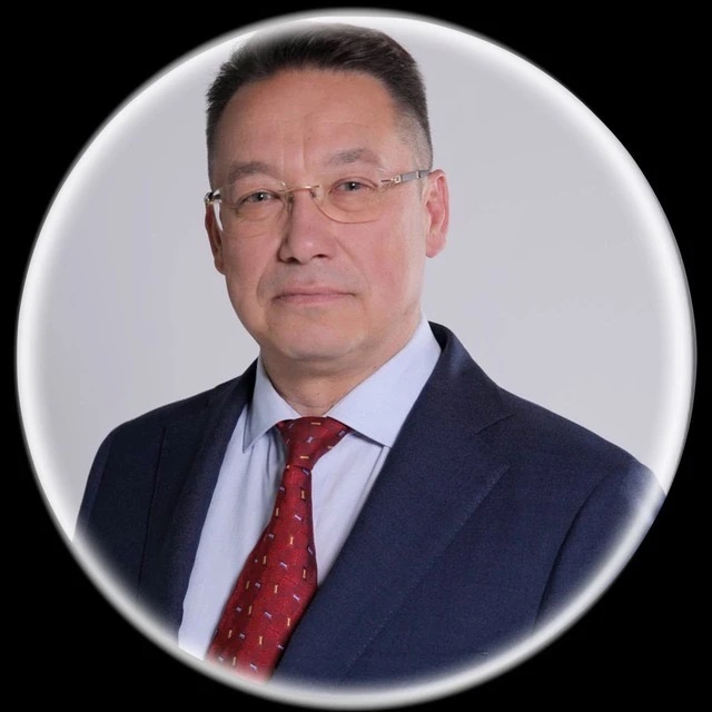 Эмиль Хуснутдинов