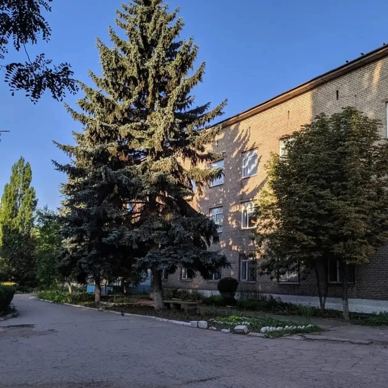 ГБУЗ Алчевский онкологический диспансер ЛНР