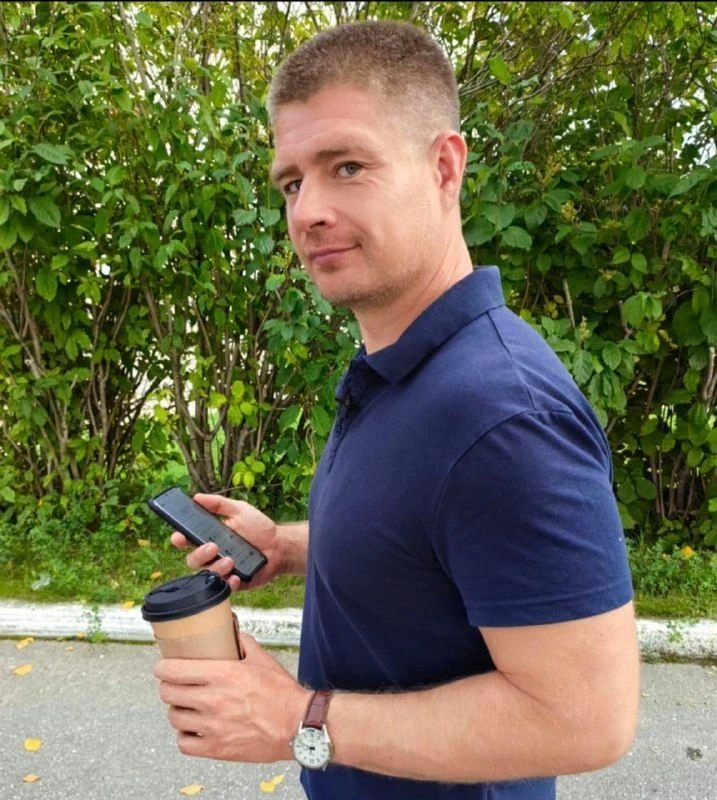 Дотошный агент - Ломакин Илья